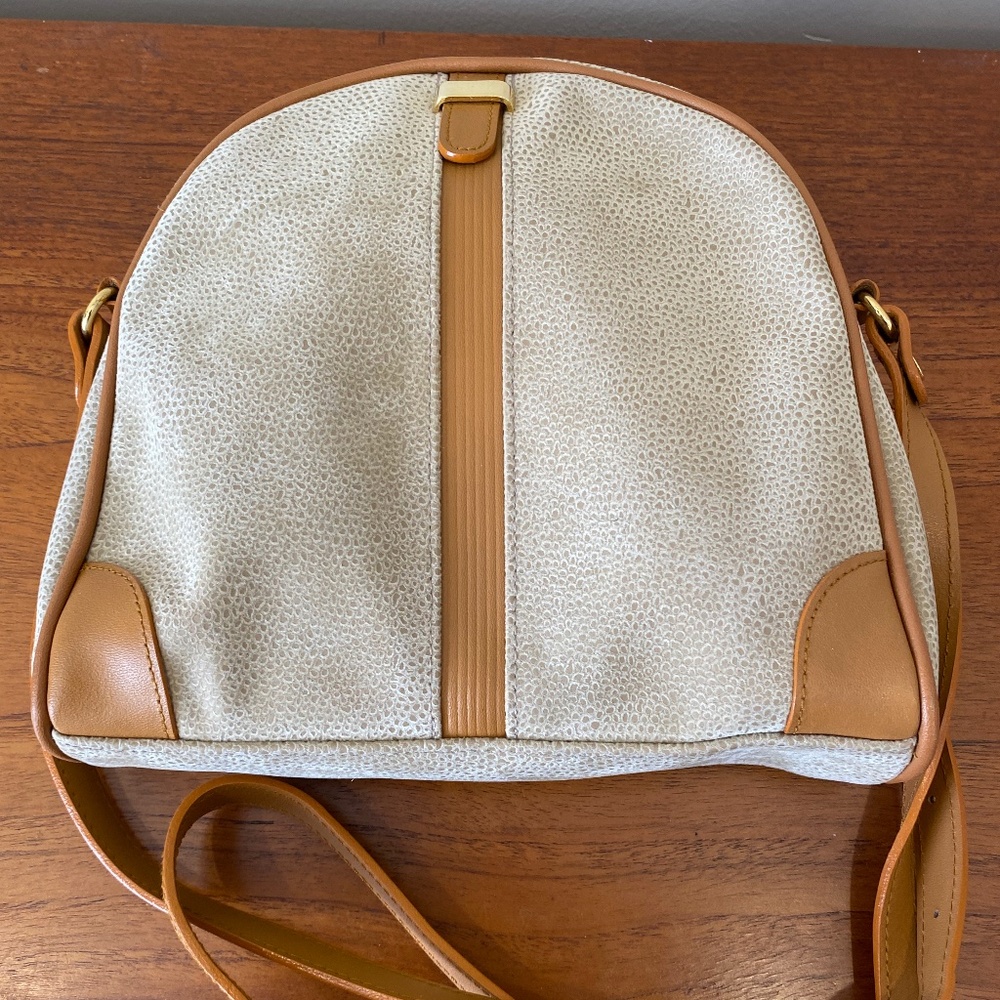 Vintage Saddle River  80's Tan Crossbody Bag